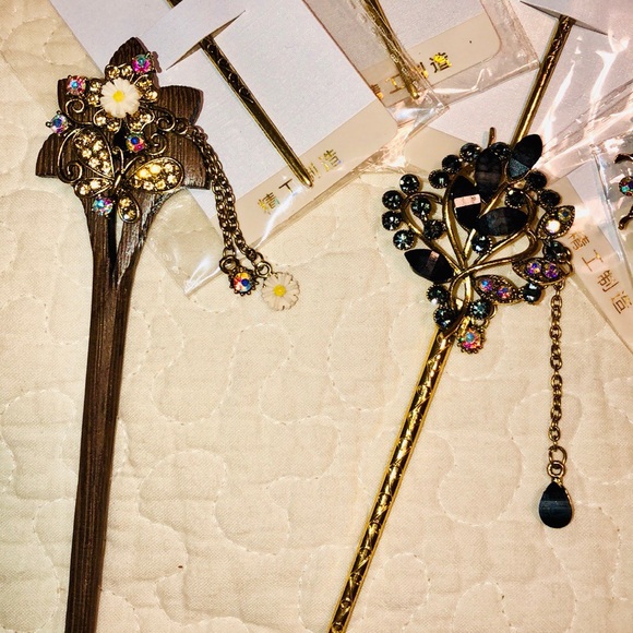 SOLD 💕❤️Hair Sticks no 2 are alike - Picture 3 of 8